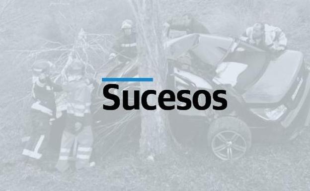 Un barco rescata a tres socorristas en Suances y la empresa de salvamento dice que fue «una trampa»