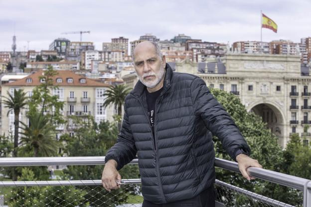 Los directores Hugh Hudson y Guillermo Arriaga, premios de Honor de la SICS