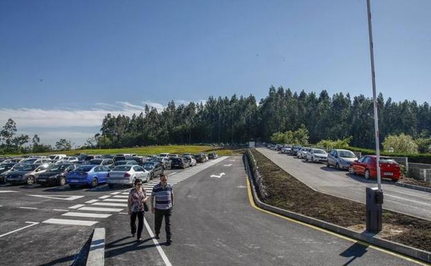 Polémica por el horario del nuevo parking de Sierrallana