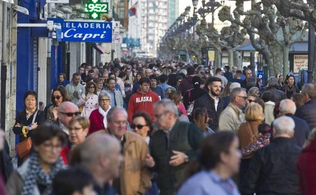 Cantabria pierde población de manera ininterrumpida desde el año 2012