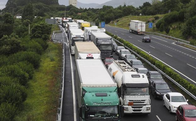 Este viernes comienza la operación salida en Cantabria