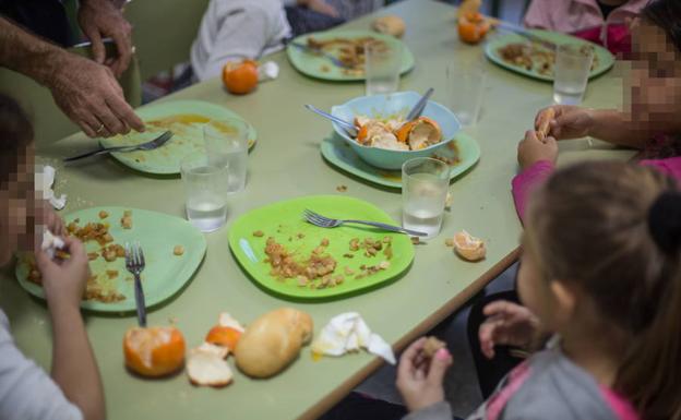 El Gobierno duplica la cuantía del plan contra la pobreza infantil en verano