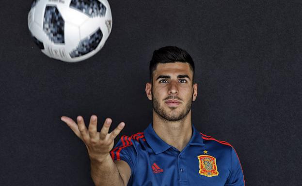 Marco Asensio: «En el banquillo todos nos creemos los mejores del mundo»