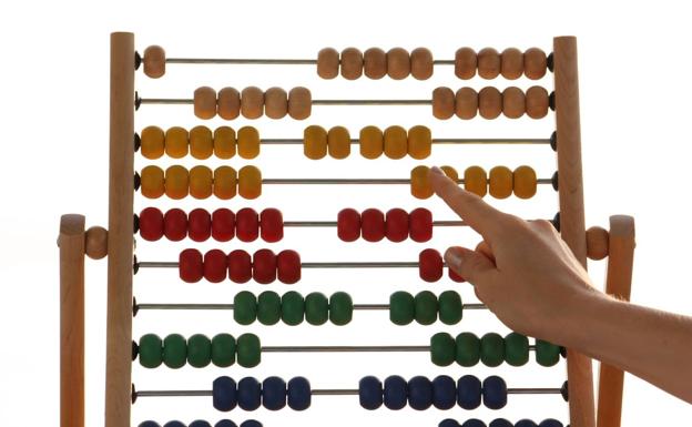 DESIGUALDAD Y POLARIZACIÓN EN LA DISTRIBUCIÓN DE LA RENTA