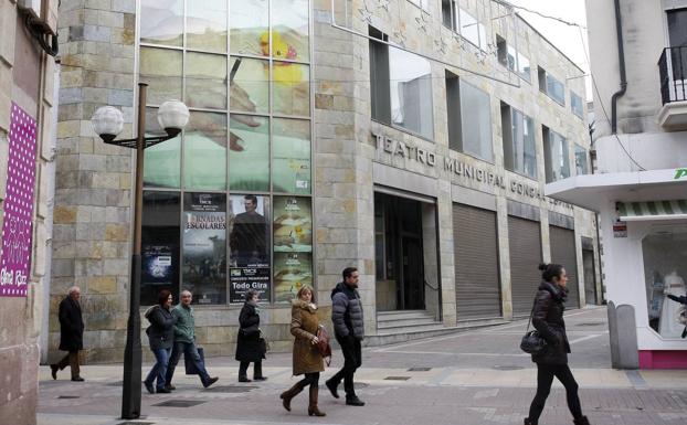 El alcalde dice que el informe del teatro Concha Espina demuestra una «ignorancia supina»