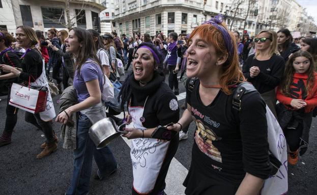 Cantabria se suma al movimiento para vestir de negro en el chupinazo de San Fermín