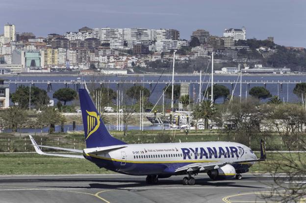 Veintiséis vuelos de Ryanair podrían ser cancelados por la huelga de auxiliares