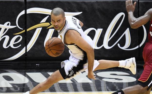 Parker deja los Spurs y jugará en los Hornets