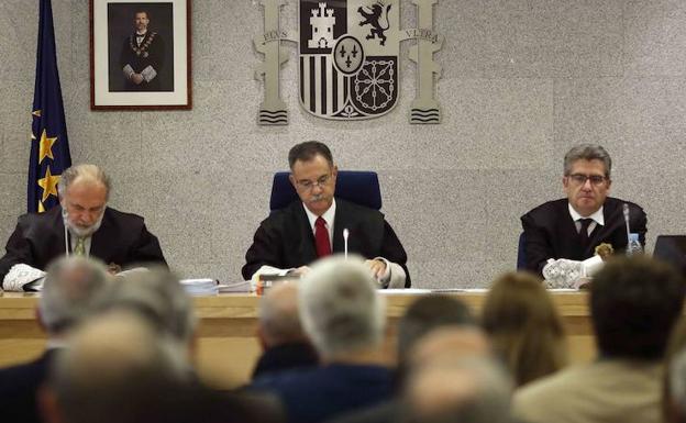 El juez que rechazó condenar al PP por lucrarse con 'Gürtel' será el ponente del juicio de la 'caja B'