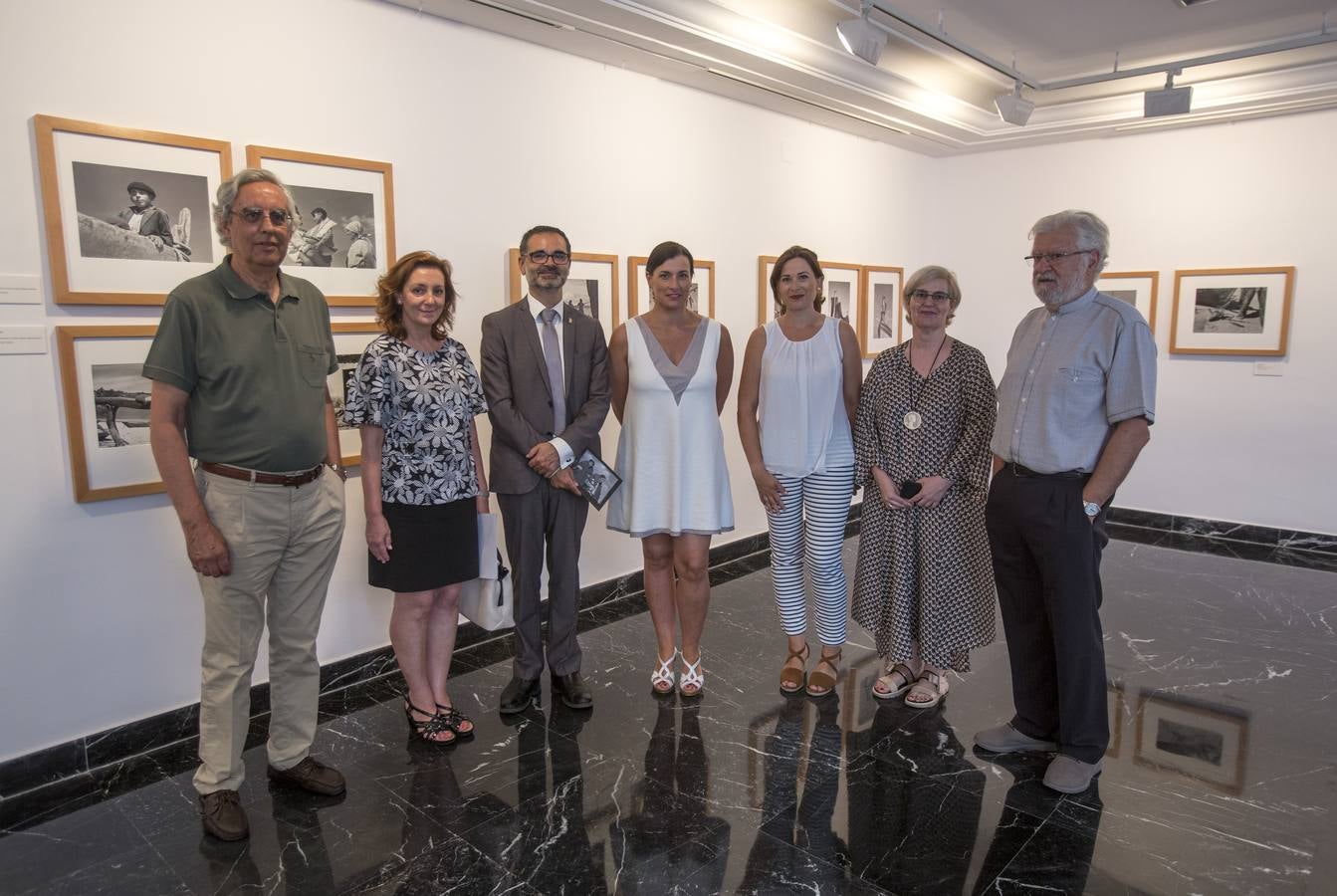 Una exposición fotográfica recuerda el trabajo de los marineros gallegos de los años 30