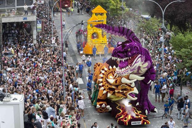 Okuda será el carrocista mayor de la Batalla de Flores