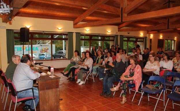 Camaleño inicia un ciclo de conferencias para conmemorar los 1.300 años del Rey Pelayo