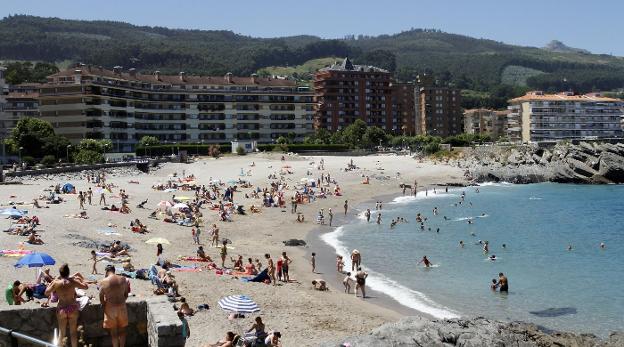 El mercado de la vivienda vacacional mejora «ligeramente» en Cantabria