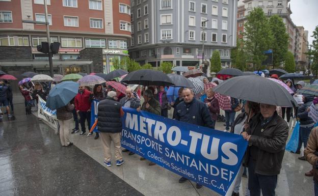 La Plataforma contra el MetroTus convoca una nueva manifestación este jueves