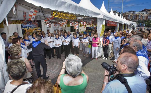 La Feria de la Gastronomía y las casetas taurinas contarán con siete peñas y centros regionales