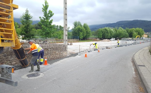 Los Corrales adjudica tres obras por más de 500.000 euros