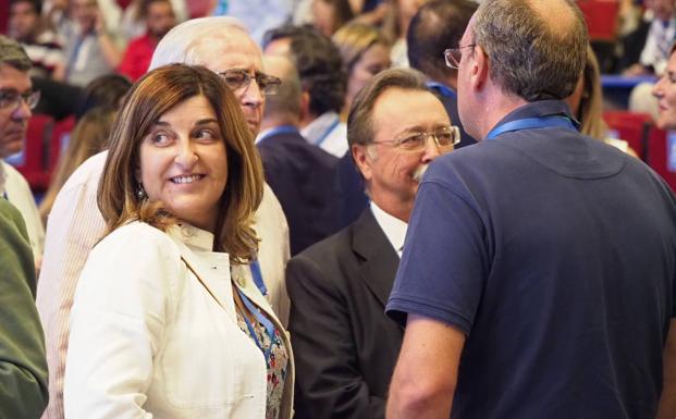 Caras cántabras en el congreso popular