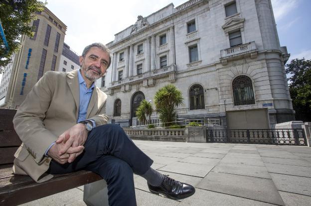 «Lo que el Reina Sofía propone en Santander no tiene nada que ver con las franquicias»