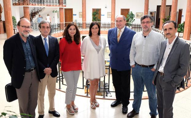 La gaditana Ana Sofía Pérez gana el Premio Alegría de poesía