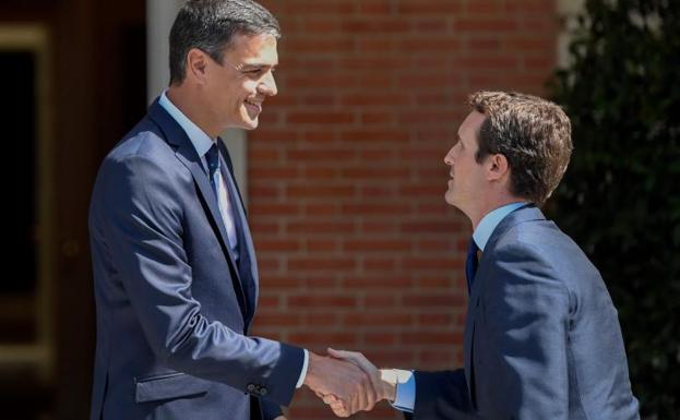 Casado plantea a Sánchez una lucha sin cuartel: «Con Cataluña no vamos a pasar ni una»