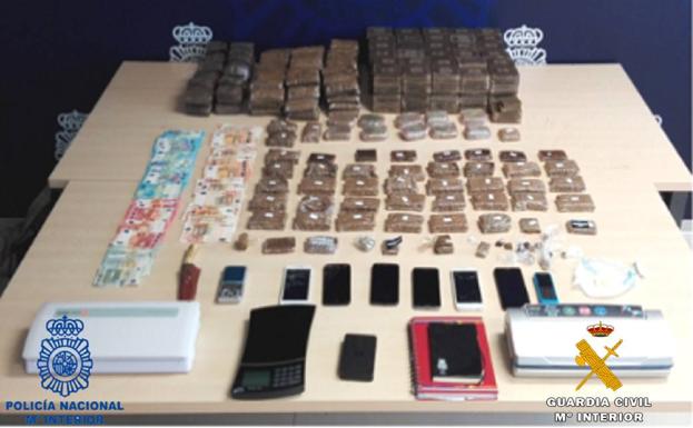 Desarticulada una red que metía droga en El Dueso a través de un trabajador subcontratado