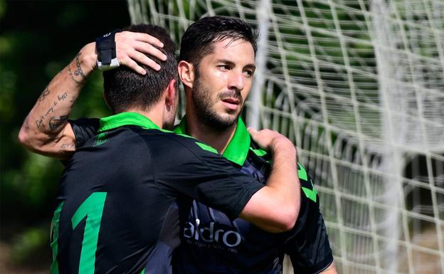 El Racing encaja su primera derrota