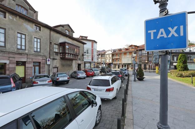 Los taxistas de Cabezón de la Sal desactivan la tarifa plana