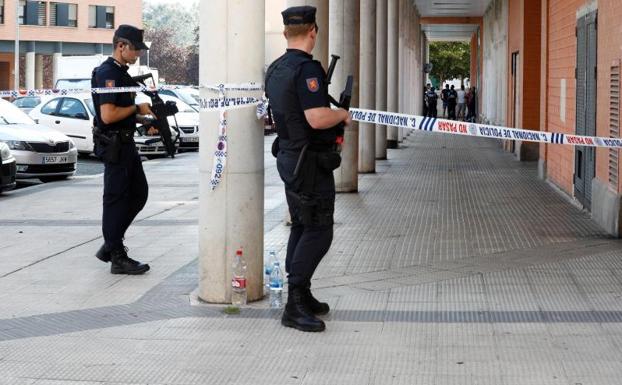 Se entrega el hombre que ha matado de un disparo en la cabeza a su suegro en Pamplona