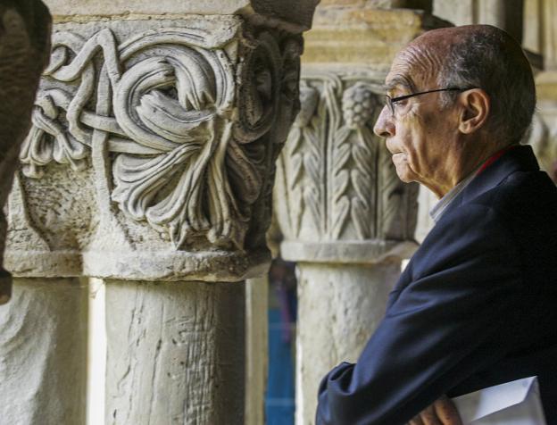 «Con Saramago se cierra un modelo de gran escritor comprometido»