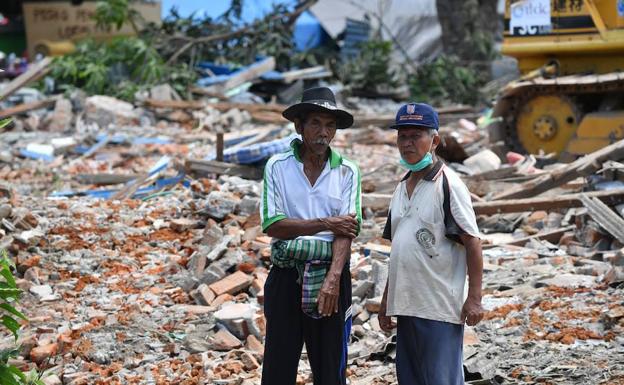 Aumenta a 436 la cifra de fallecidos por el terremoto en la isla indonesia de Lombok