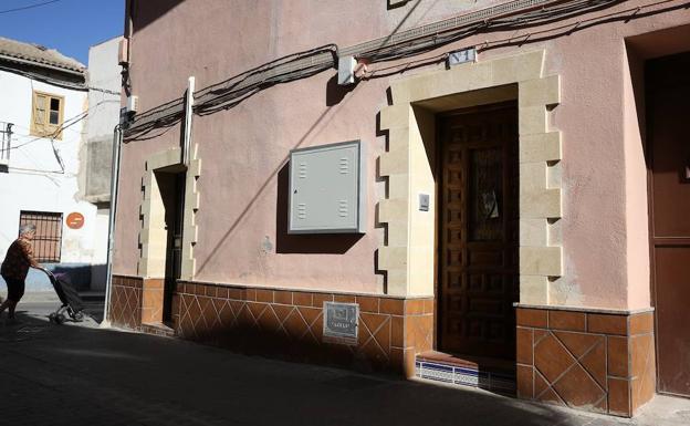 Mata a su pareja de 21 años a navajazos en Granada