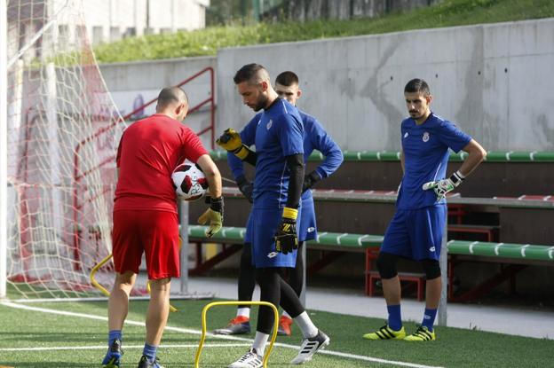 La Gimnástica cierra su plantilla, salvo oportunidad