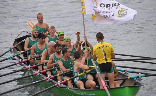 Camargo y Santoña se jugarán parte del ascenso a ARC1 en aguas de Colindres