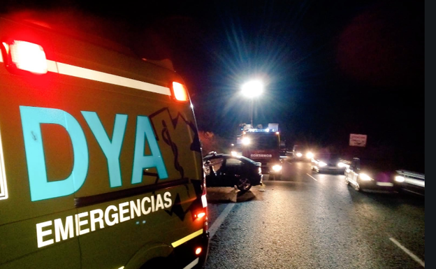 Dos heridos tras chocar sus vehículos en la A-8 a la altura de Islares
