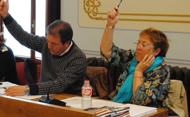 Linares renunciará a su acta como concejal de Santoña tras confirmarse su condena