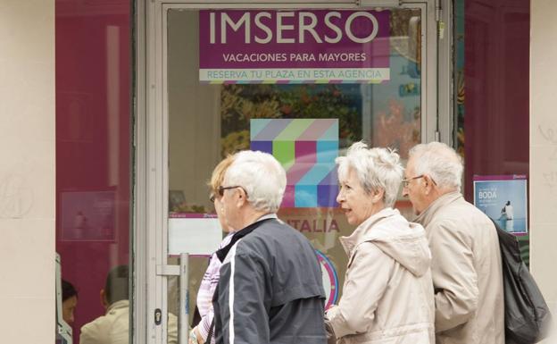 La venta de plazas para los viajes del Imserso comenzará el día 17 en Cantabria