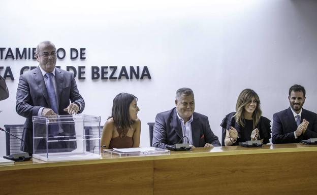 Bezana endurecerá las sanciones por botellón con multas de hasta 3.000 euros