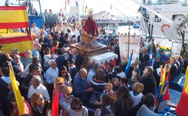 La Morenuca resplandece en la bahía de Santoña