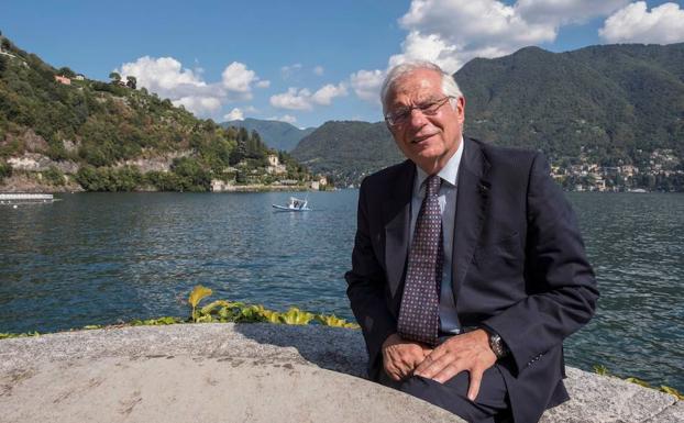 Borrell prefiere que los líderes soberanistas presos estén libres