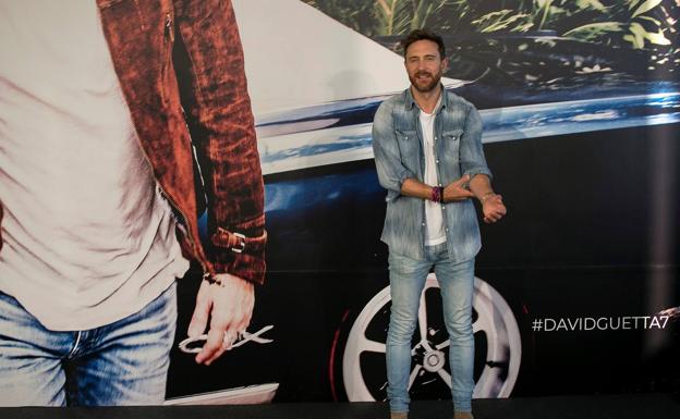 Los promotores del concierto de Guetta vuelven a desmentir al DJ e insisten en que no ha devuelto todo el dinero