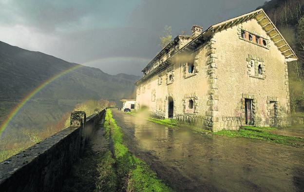 El Gobierno reactiva en solitario el proyecto de rehabilitación de La Engaña y la estación de Yera