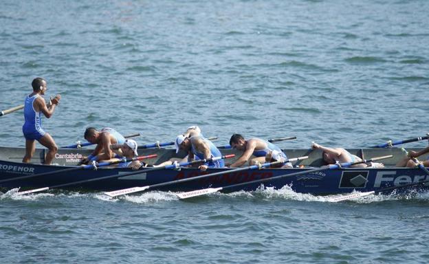 Astillero sorprende en Portugalete y regresa a la máxima categoría del remo