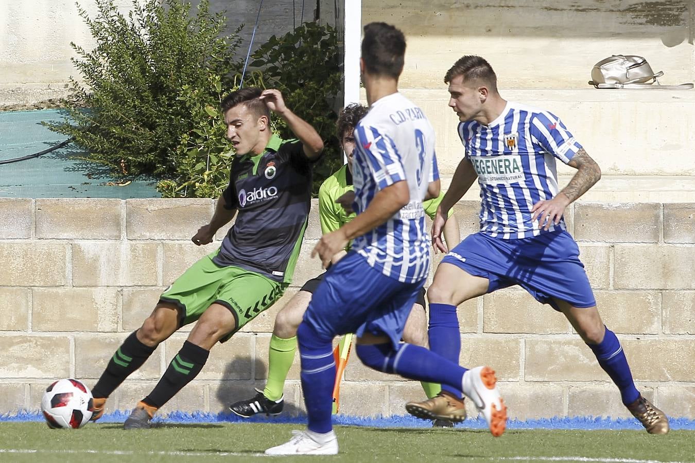 Imágenes del empate del Racing en Estella