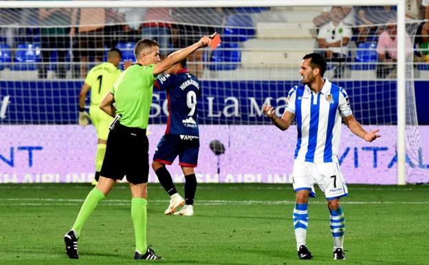 Theo y Juanmi, sancionados con cuatro y tres partidos