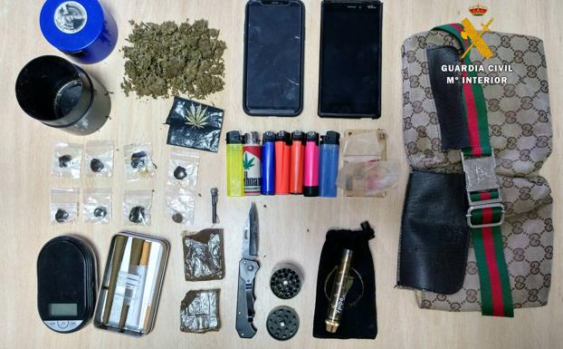 Detenido un chico de 18 años por tráfico de hachís y marihuana en el mercadillo de Oriñón