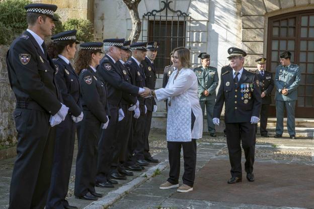 Sólo ocho de los 34 policías locales de Camargo acudieron a la fiesta de su patrón
