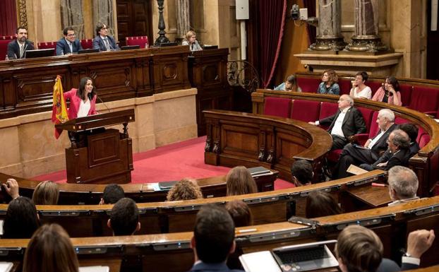 Ciudadanos dice que los CDR no podrán con la bandera española