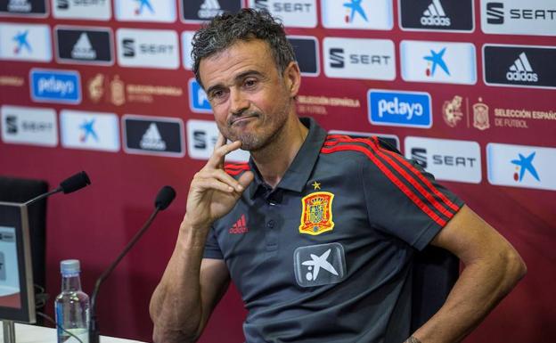 Luis Enrique: «Me puedo inventar lo que quiera»