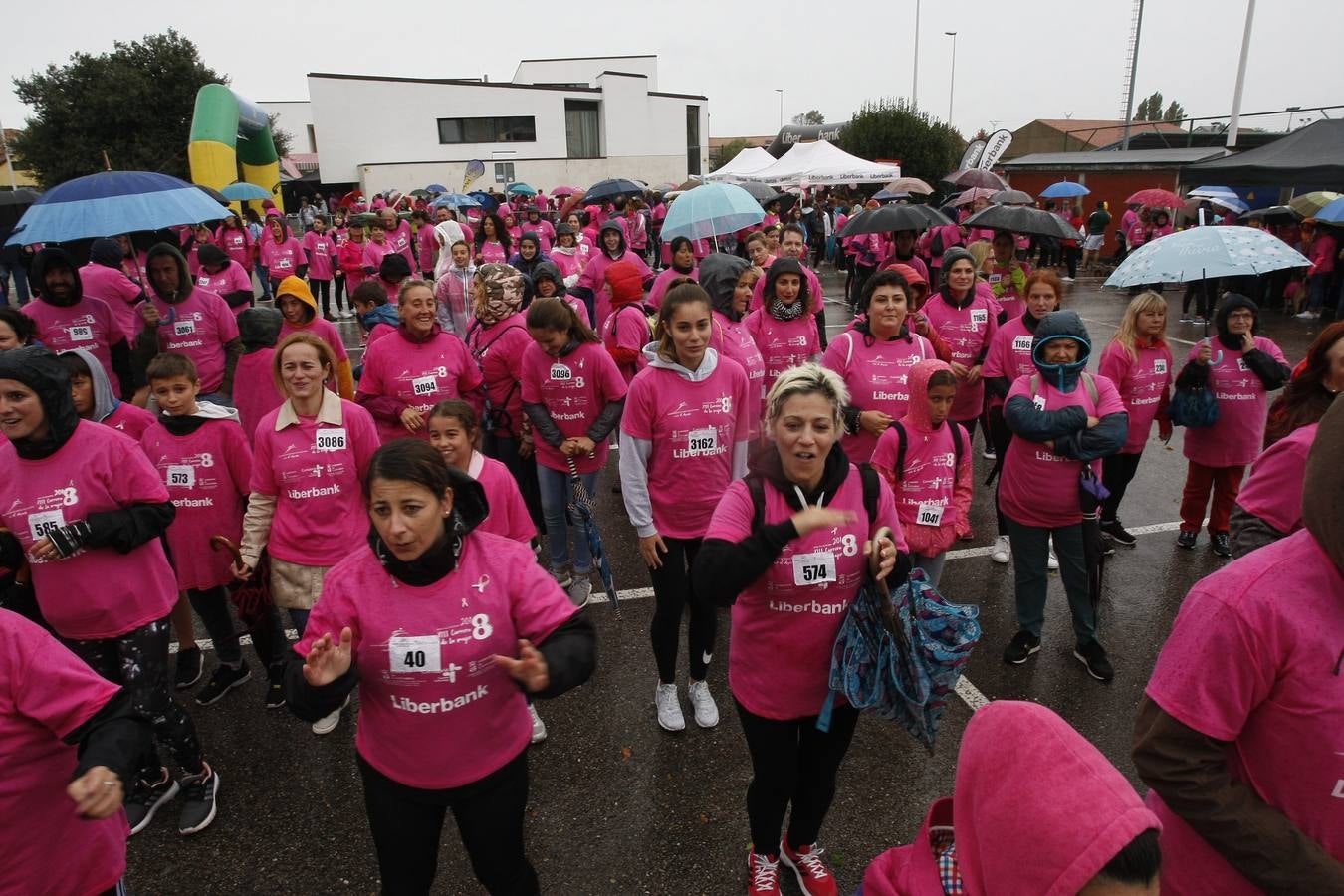 La lluvia no puede con la carrera de Bezana