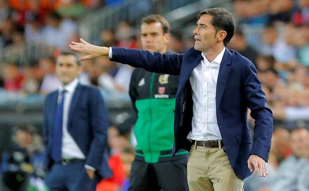 Marcelino prolonga su maleficio